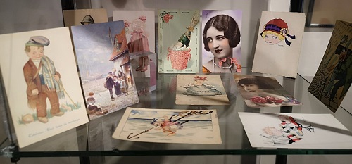 Exposició de postals familiars dels anys 20